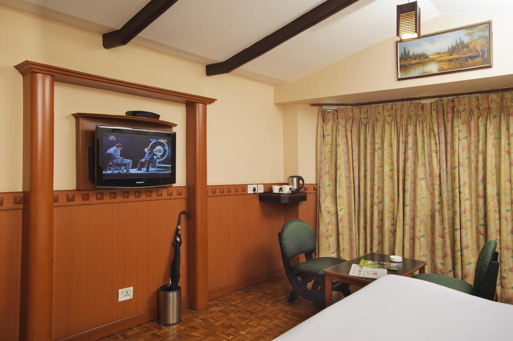 Hilltop Towers Kodaikanal Phòng bức ảnh