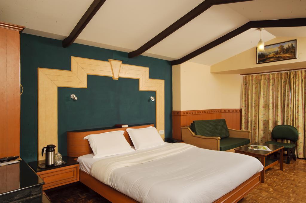 Hilltop Towers Kodaikanal Phòng bức ảnh