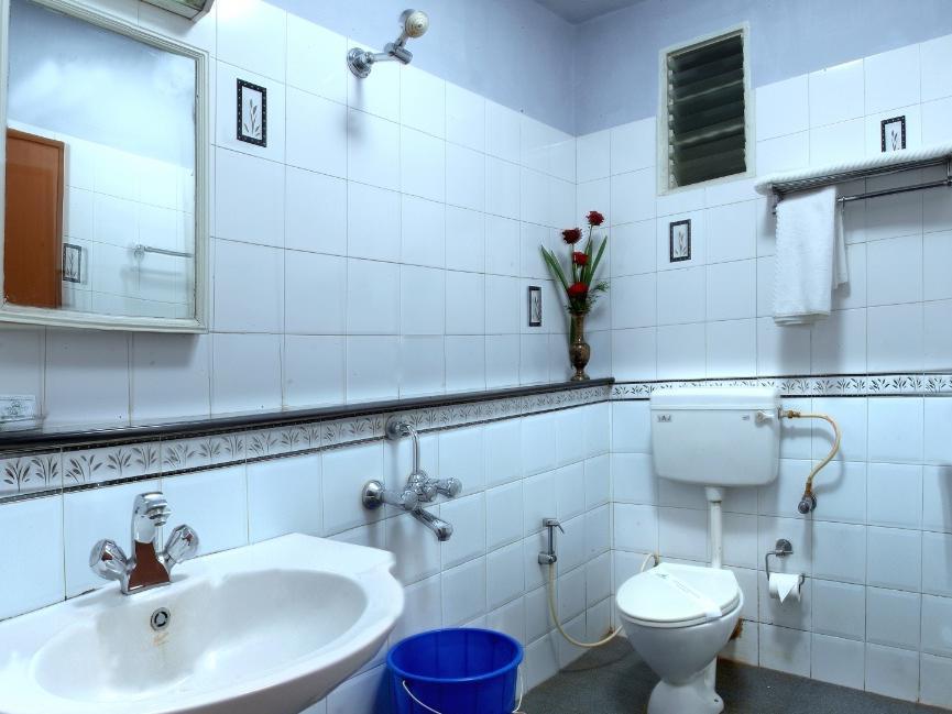 Hilltop Towers Kodaikanal Ngoại thất bức ảnh